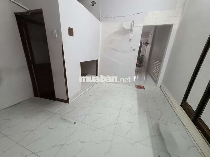 Bán nhà gần Chợ Bình Đông, p14,Q8 3.5x11m nhà cấp 4 hẻm xe hơi thươngl