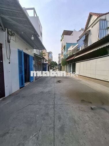 Bán nhà gần Chợ Bình Đông, p14,Q8 3.5x11m nhà cấp 4 hẻm xe hơi thươngl