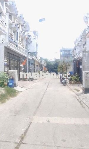 Bán Đất Bình Tân - Hẻm 6m Có Lề - DT: 72m2 SHR Giảm Còn Nhỉnh 3 Tỷ xíu