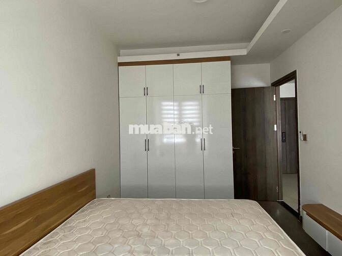 Share phòng riêng, toilet riêng trong căn 2PN Chung cư Q7 boulevard.