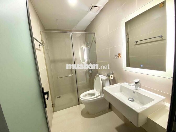Share phòng riêng, toilet riêng trong căn 2PN Chung cư Q7 boulevard.