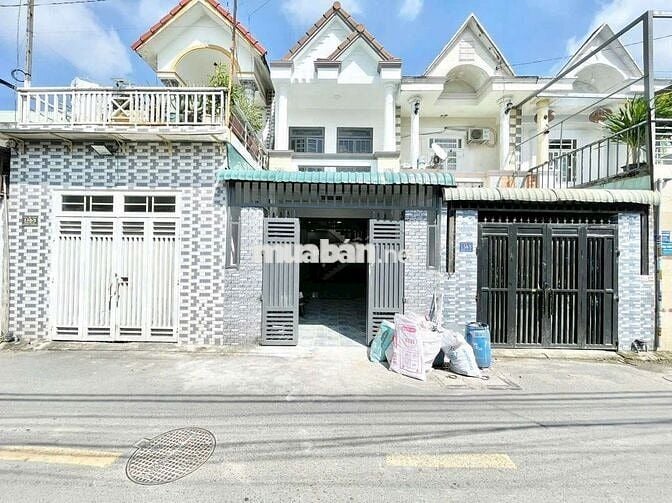 Bán nhà mặt tiền nhựa thông kinh doanh phường dĩ an - tp hcm