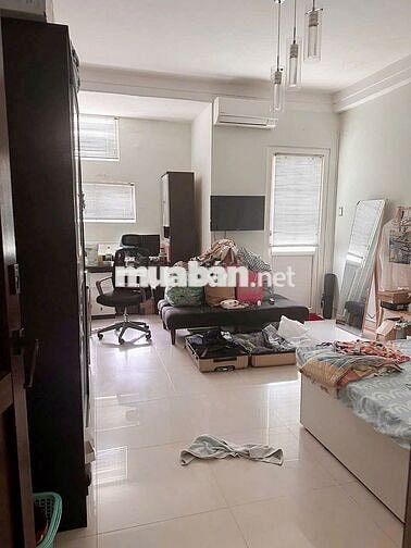 Hẻm VIP 10m Thông Huỳnh Thiện Lộc - Sát Lũy Bán Bích. 4x20m, Đúc 4 Tấm