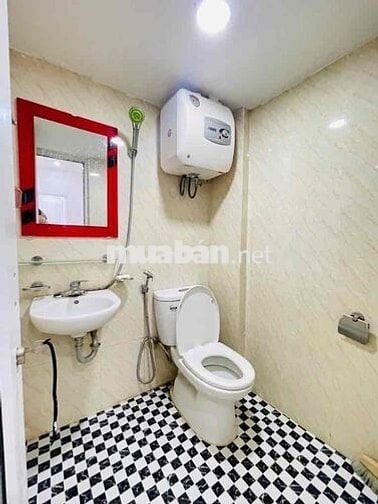 BÁ.N CĂN HỘ CCMN, THANG MÁY, Ở NGAY - VÀI BƯỚC RA “ BÁCH KINH XÂY “