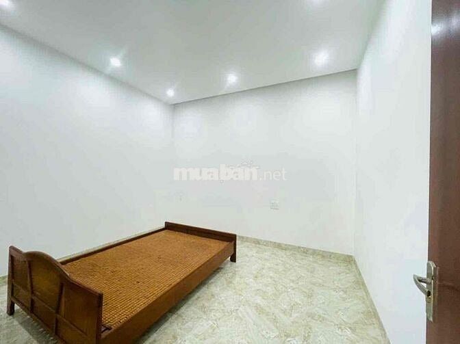 Cho thuê nhà 3 tầng đường Cồn Dầu 14