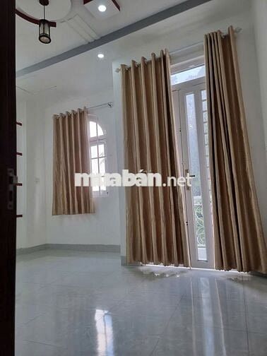 Nhà 7,5 triệu 3 phòng ngủ Trần Hoàng Na thuận tiện ở và kinh doanh