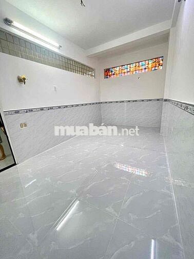 Nhà trệt Lầu mới 3pn Hẻm Trần Bình Trọng