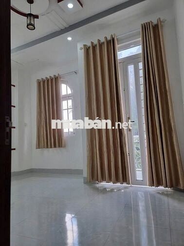Nhà trệt 2 lầu 3PN hẻm cách đường Trần Hoàng Na 50m chỉ 7,5 triệu