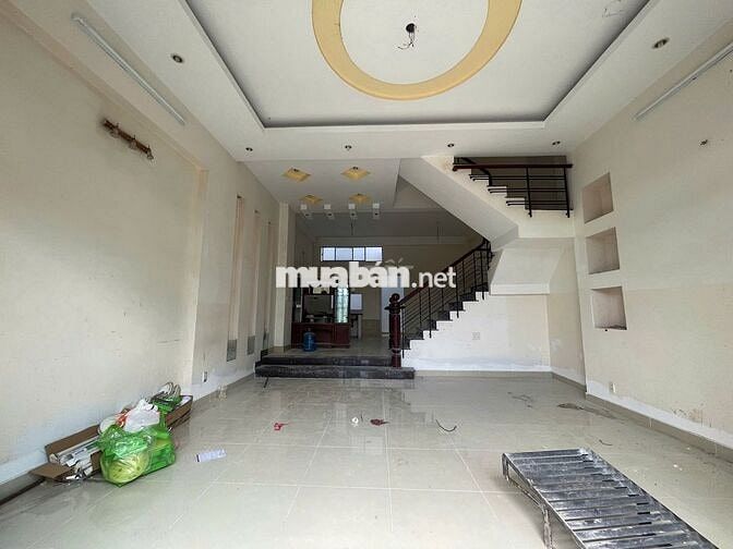 NHÀ Ở NGAY 1T 2LẦU 3PN 4WC,ĐƯỜNG 8, HẺM 652 QL13, HIỆP BÌNH PHƯỚC 13TR