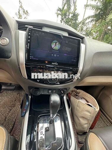 Nissan Navara 2015 NP300 VL 4x4 AT - 130000 km