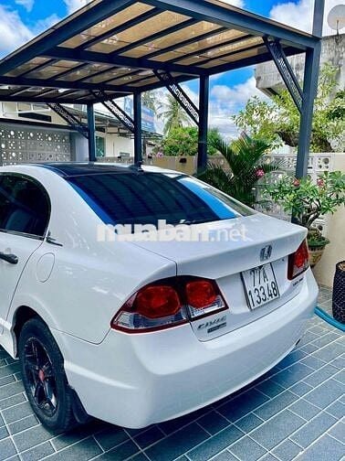 Honda Civic 2010 - 240000 km