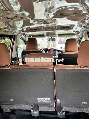 INNOVA màu bạc 8C đời 2019 GĐSD