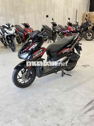 Cần bán Honda Vario 160 – Đăng ký 2023, biển HCM