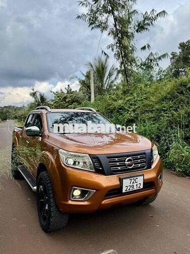Nissan Navara 2015 NP300 VL 4x4 AT - 130000 km
