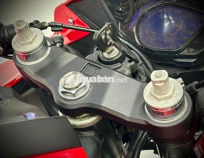 HONDA CBR250RR DATE 2018