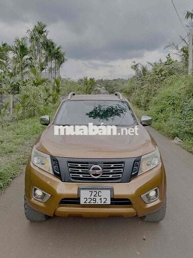 Nissan Navara 2015 NP300 VL 4x4 AT - 130000 km