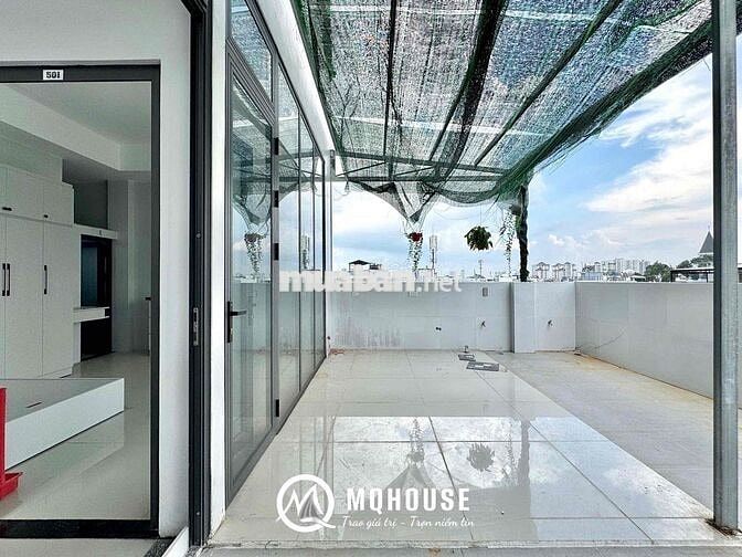 Penthouse sân thượng bự, full nội thất mới, ngay Đầm Sen, giáp Q11