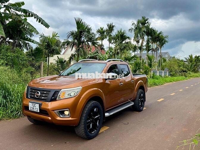 Nissan Navara 2015 NP300 VL 4x4 AT - 130000 km