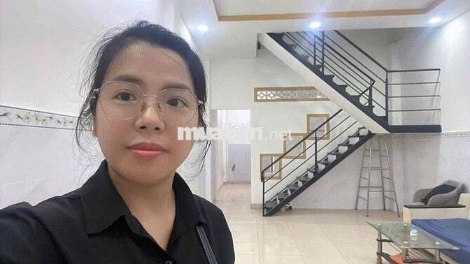 Bán nhà Trịnh Đình Trọng, Hẻm ô tô cách 20m, 52m2, 2 tầng, 5tỷ nhỉnh
