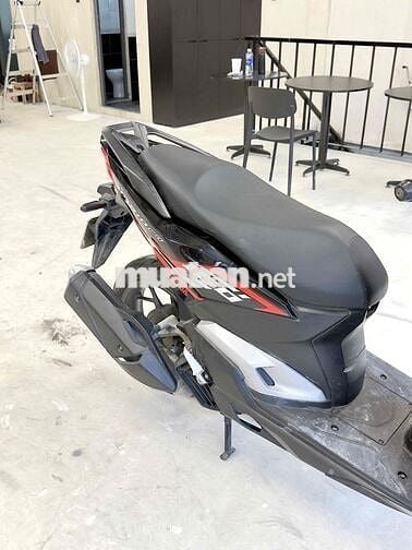 Cần bán Honda Vario 160 – Đăng ký 2023, biển HCM