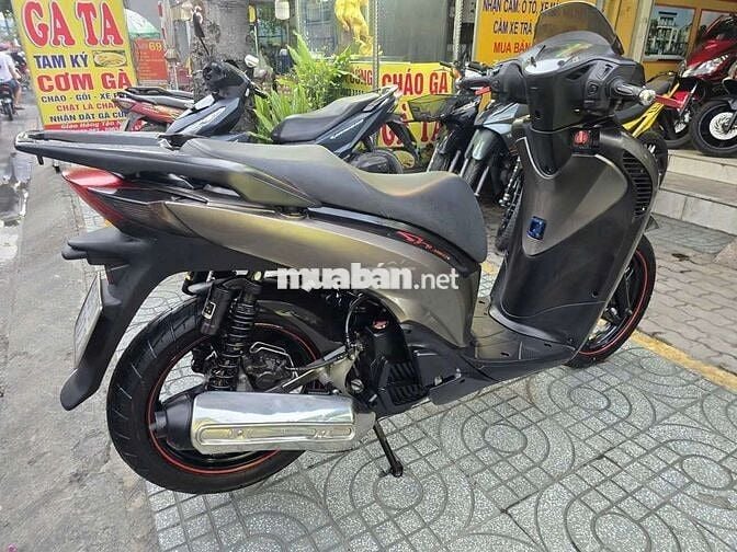 Sh Việt 150cc up Full Ý,máy zin,xe đẹp,chính chủ