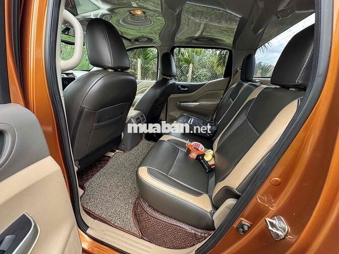 Nissan Navara 2015 NP300 VL 4x4 AT - 130000 km