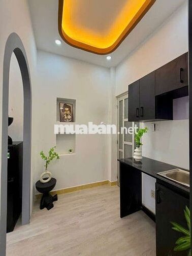 KHAI TRƯƠNG MỚI 100% STUDIO BANCOL CỬA SỔ PHÚ NHUẬN GIÁP Q1 GIÁ RẺ
