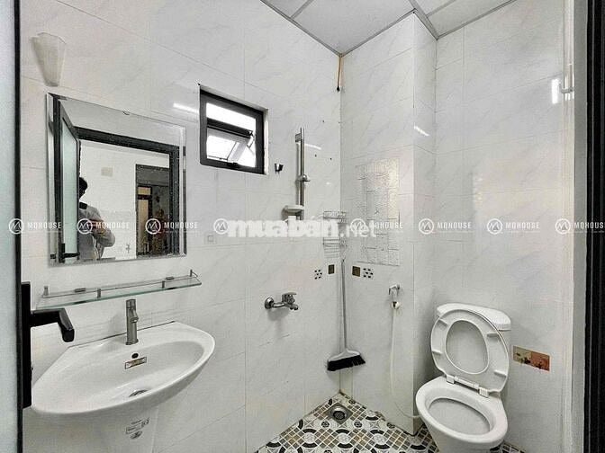 Chdv cho thuê full nội thất, thang máy khu Etown Cộng Hoà, Tân Bình