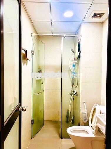 Cho thuê căn hộ 2pn full nội thất tầng cao chung cư Flora Novia