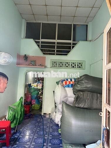 Bán nhà 35m² 3.5x10 trệt lửng gần Trịnh Thị Miếng Hóc môn chỉ 2.45 tỷ.