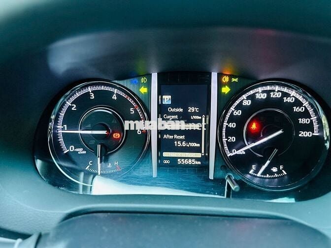 Fortuner Legender 2.4 AT 4x2 2022 - 55000km