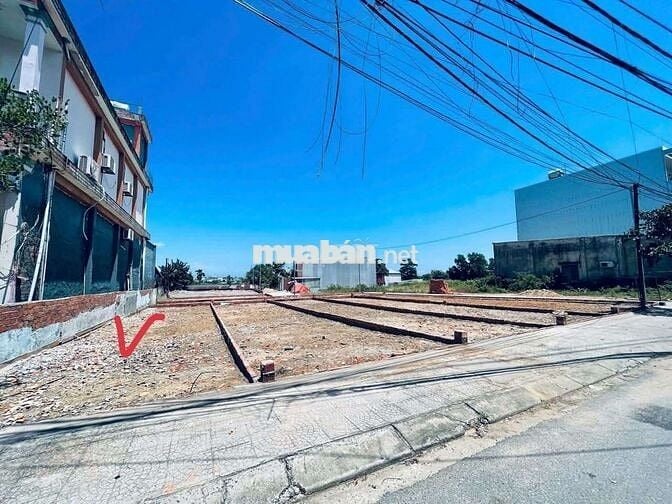 Mt đường Trinh Đường, Đường 5m5 Lề 3M🩵🩵
- Giá : 3Tỷ550