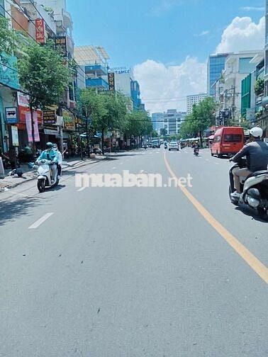 Nhà cho thuê NC. Mặt tiền đường Nguyễn Gia Trí (D2ậ) cũl, quận BT.