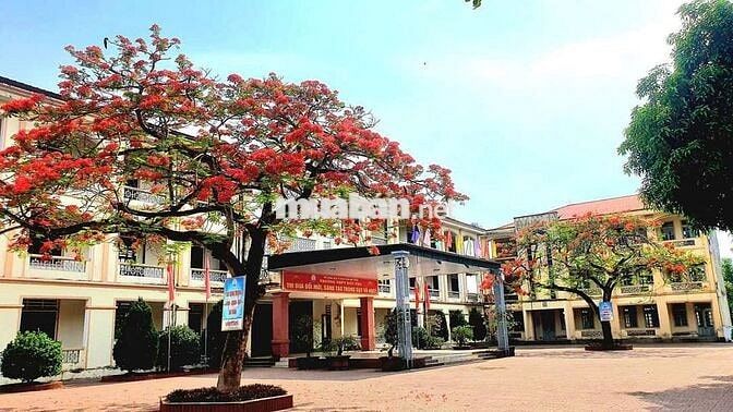 MẶT TIỀN ĐẸP, CÁCH TRƯỜNG  CHỈ 5P ĐI XE