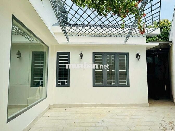 Nhà thuê có sân vườn. 120m . đẹp Mới ĐƯỜNG LẠI HÙNG CƯỜNG VĨNH LỘC B.