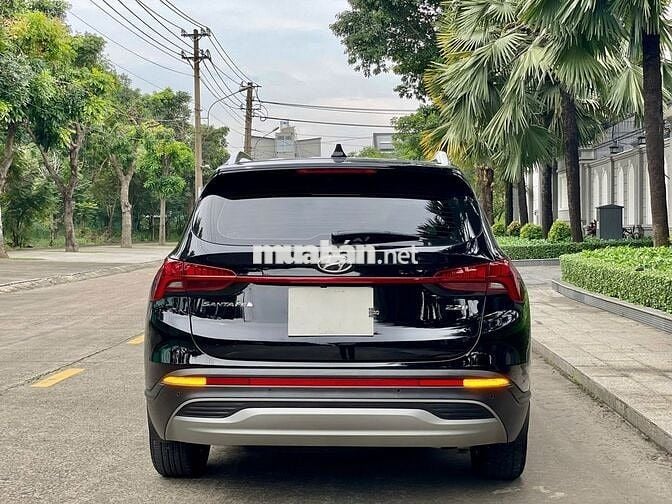 Hyundai Santa Fe 2.2 tiêu chuẩn 2023 - 19000km
