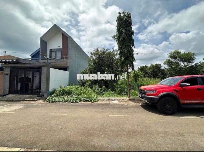 MẶT TIỀN ĐẸP, CÁCH TRƯỜNG  CHỈ 5P ĐI XE