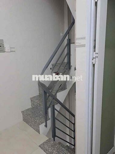Cho thuê nhà Trần Văn Đang Q.3 trệt 2 lầu 2PN Full nội thất Giá rẻ