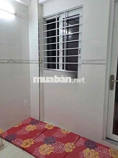 Cho thuê nhà Trần Văn Đang Q.3 trệt 2 lầu 2PN Full nội thất Giá rẻ