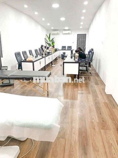 CHO THUÊ NHÀ NGUYÊN CĂN ĐƯỜNG HOÀ HƯNG Q10