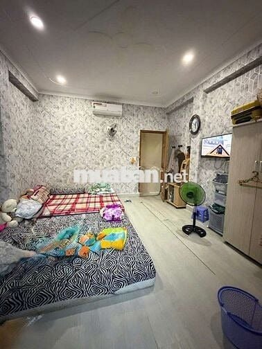 Bán căn nhà khu dân cư phường đông hoà tp hcm