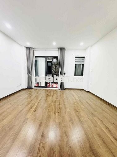 BÁN NHÀ 30M XÂY 5 TẦNG MỚI KÍNH KOONG - 3PN - PHỐ NGỌC THUỴ