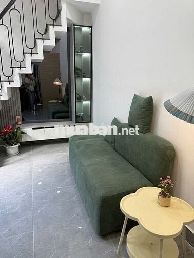 Nhà phan xích long gần ngã 4 phú nhuận hoa lan trường sa cù lao