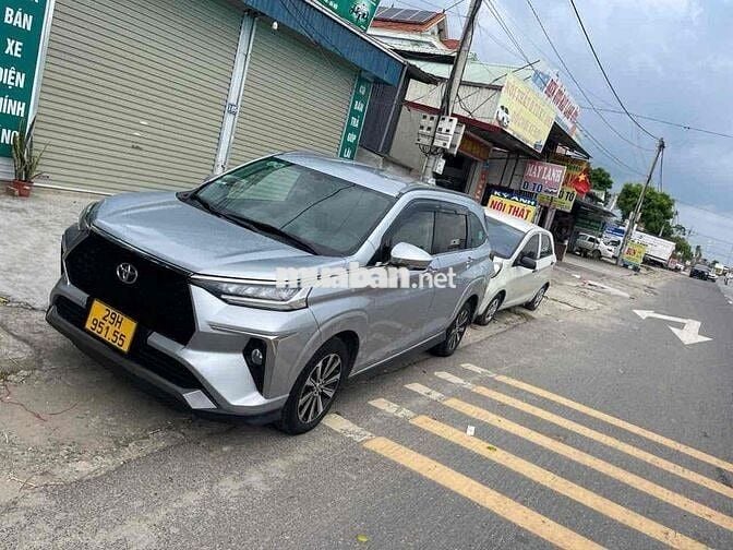 Toyota Velos Cross sx 2022