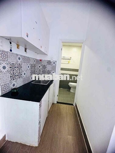 cho thuê căn hộ cao cấp - đường Dương Bá Trạc, Quận 8 - Thang máy