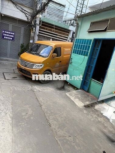 Nhà phan xích long gần ngã 4 phú nhuận hoa lan trường sa cù lao