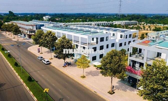 Bán mặt tiền nhựa Lê A DT150m² sổ riêng full thổ cư