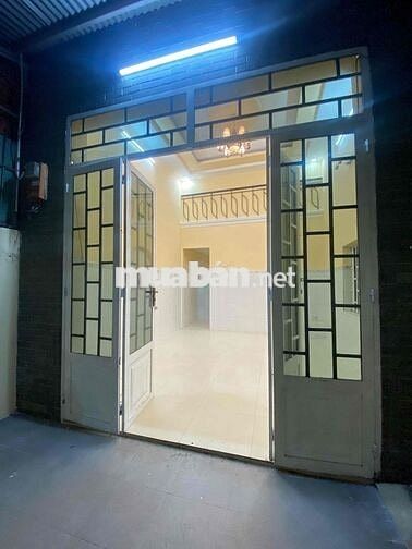 Cho thuê nhà mới đẹp 4x20m gần đường Trần Văn Mười