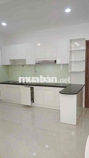 Cho thuê căn hộ topa diện 79m2(2pn,2wc ) nội thất như hình giá : 14 tr