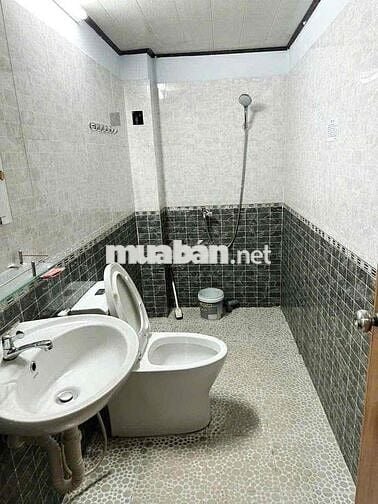 Cho Thuê Nhà Nguyên Căn , Ngay Luỹ Bán Bích , Giáp Tân Bình , Khu BC